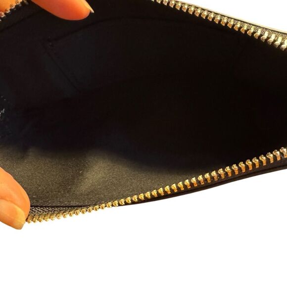 Kate Spade New York Zip Embossed Logo Unisex Belt Bag - Picture 3 of 9